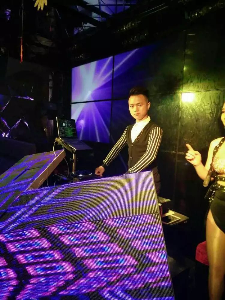 DJ学刚